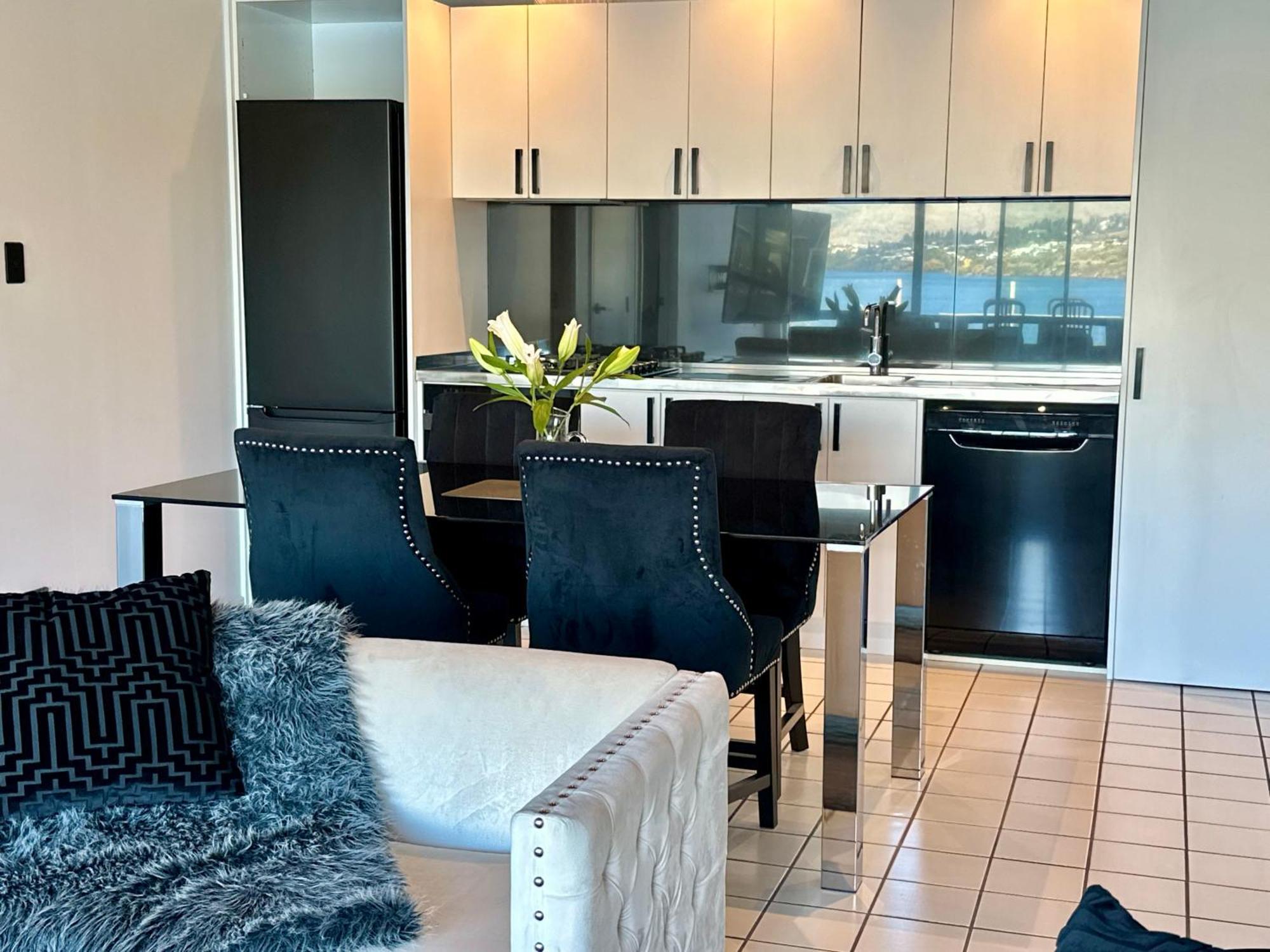 Apartment Te Wai • Luxe @ The • *
