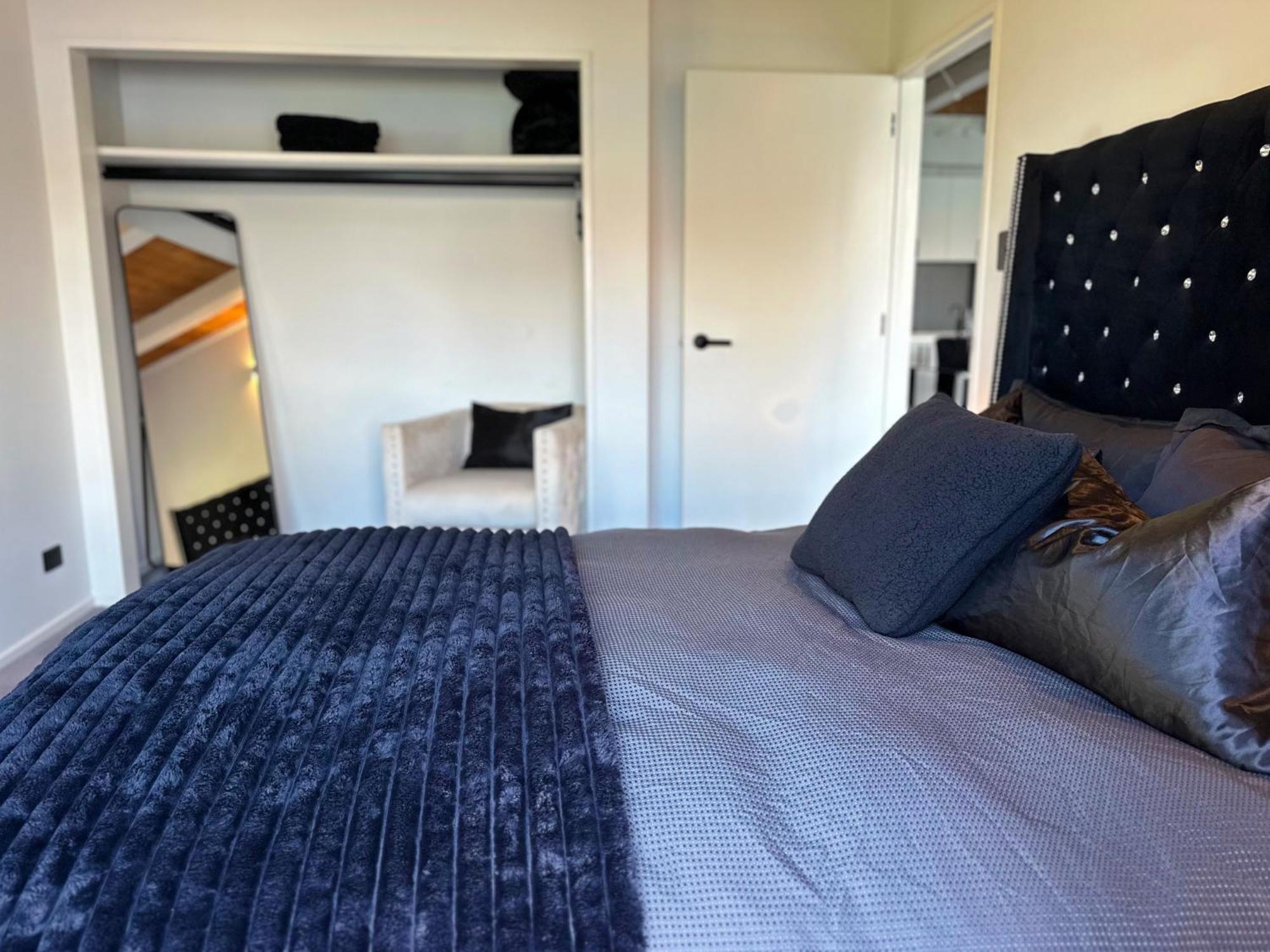 Te Wai • Luxe @ The • Queenstown